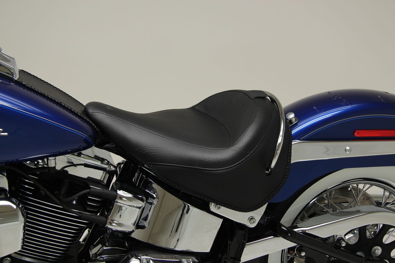 Wide Touring For Harley Davidson Deluxe With Standard Rack